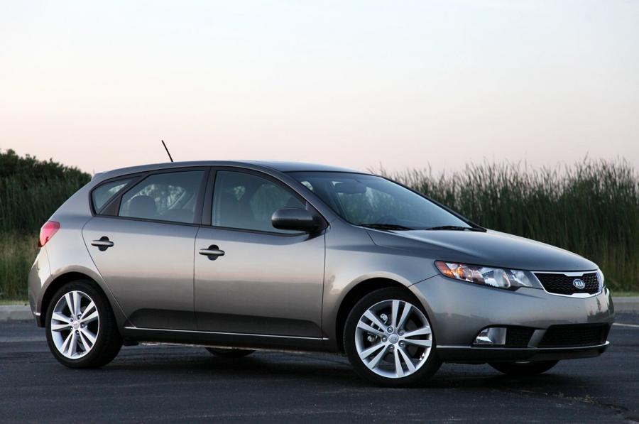  Kia Forte 5-Door 2011 года  (фото 52 из 89)